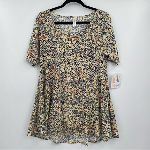 NWT LULAROE Women’s Abstract Print Perfect Tee Top Size S - Picture 2 of 7